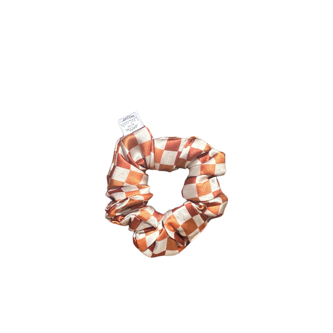 sugar & spice mulberry silk scrunchie