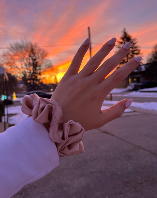 Rosé Mulberry Silk Scrunchie
