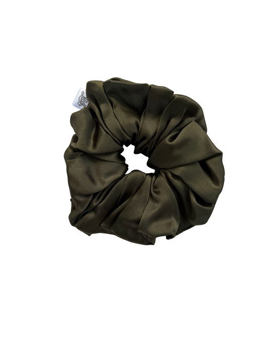 oLIVe Mulberry Silk Scrunchie