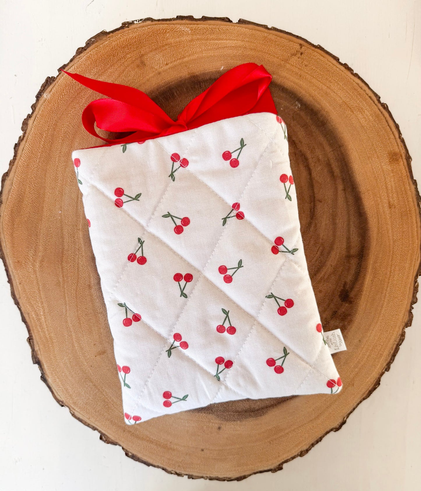 Quilted Bow E-Reader Sleeve